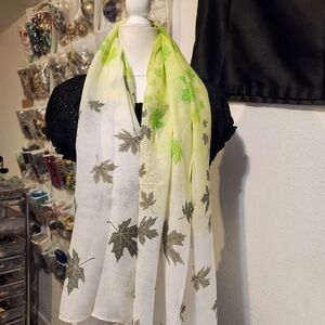 Oscardo Popular Maple leaves long scarf